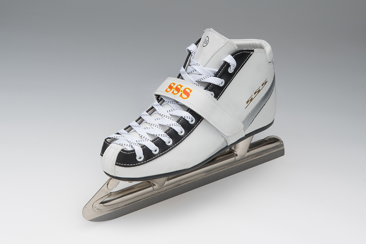 ショートトラック　スケート靴(27.5)